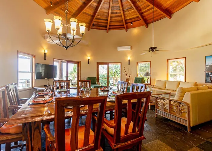 Solaria * San Pedro (Ambergris Caye)